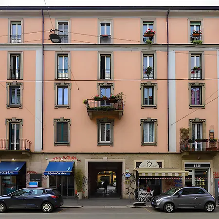Design District - Milan Apartment-2